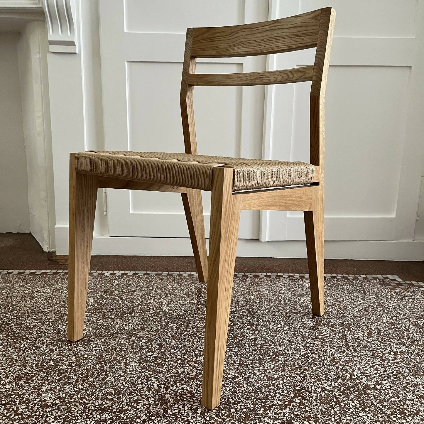 Chaise artisanale bois chene massif artisanat francais