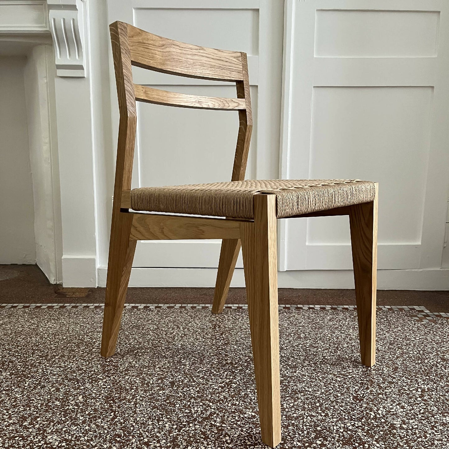 Chaise artisanale bois chene massif artisanat francais