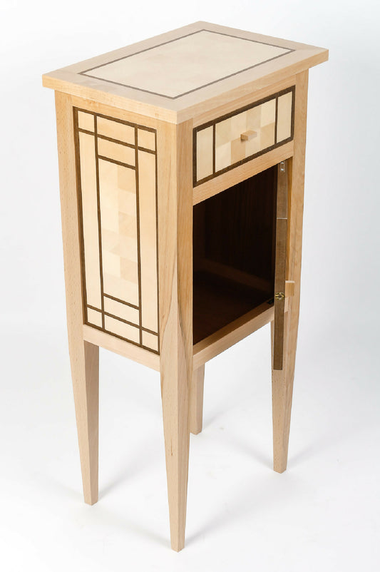 Table-de-chevet-en-bois-massif-artisanat-francais-1