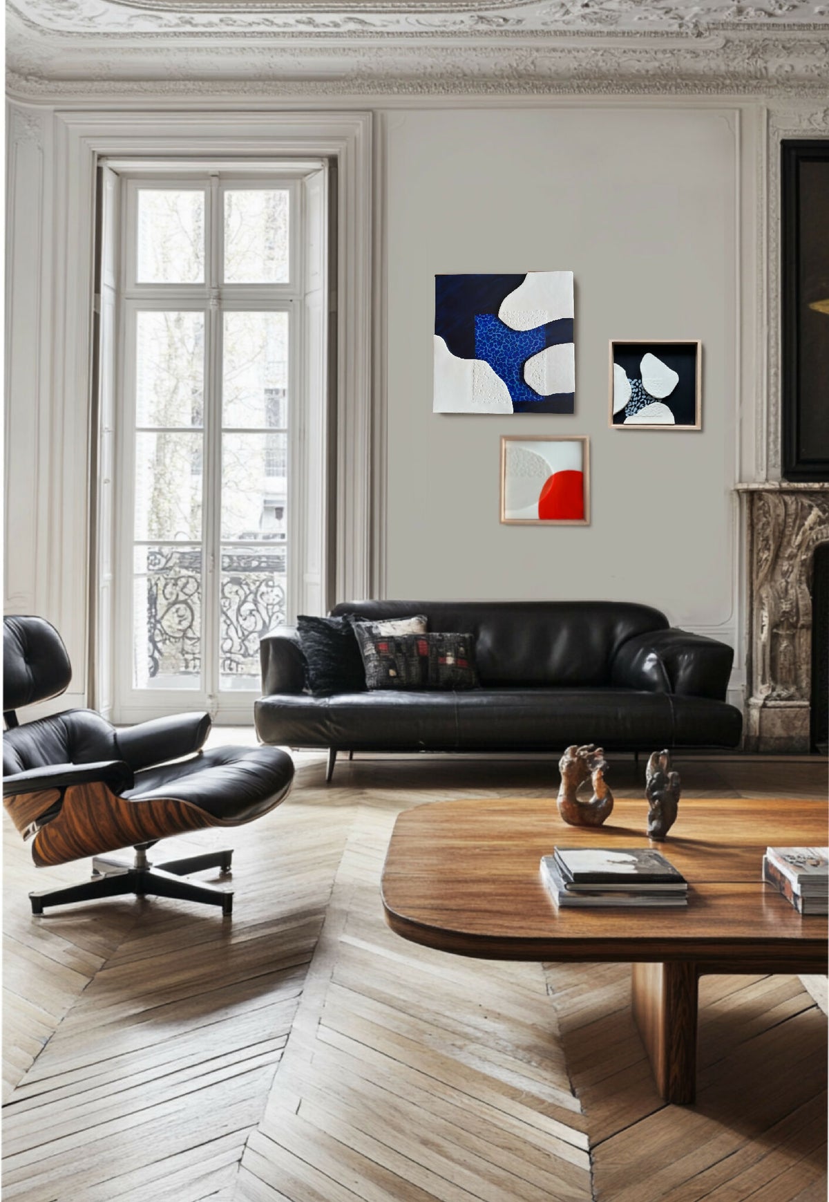 Tableau en relief rectangulaire, formes blanches sur fond bleu, cadre en bois clair