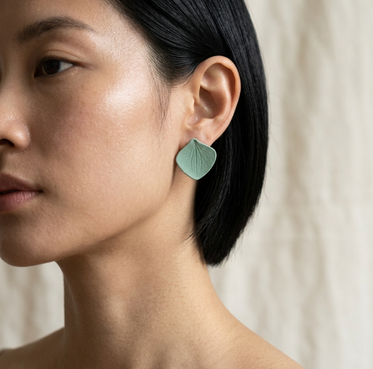 Clous d'oreille en porcelaine colorée Marie Courtillat
