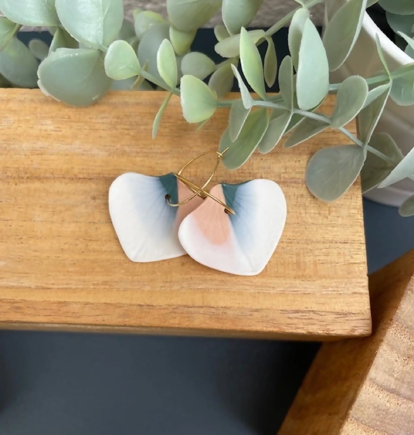 Boucles d’oreille créoles en porcelaine, pendantes roses et crème, forme cœur