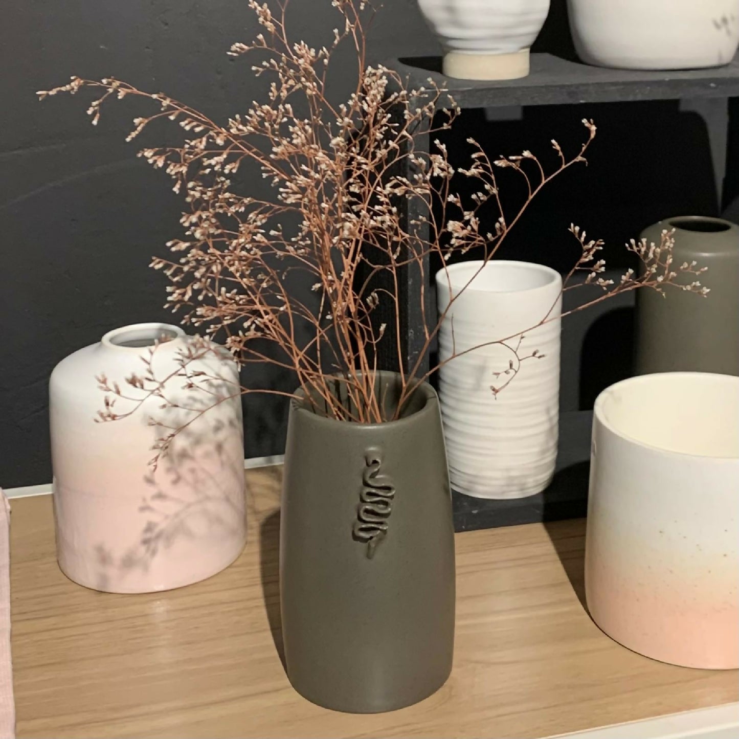 vase kaki