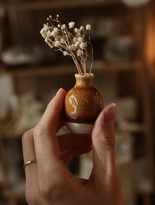 Mini-vase en porcelaine