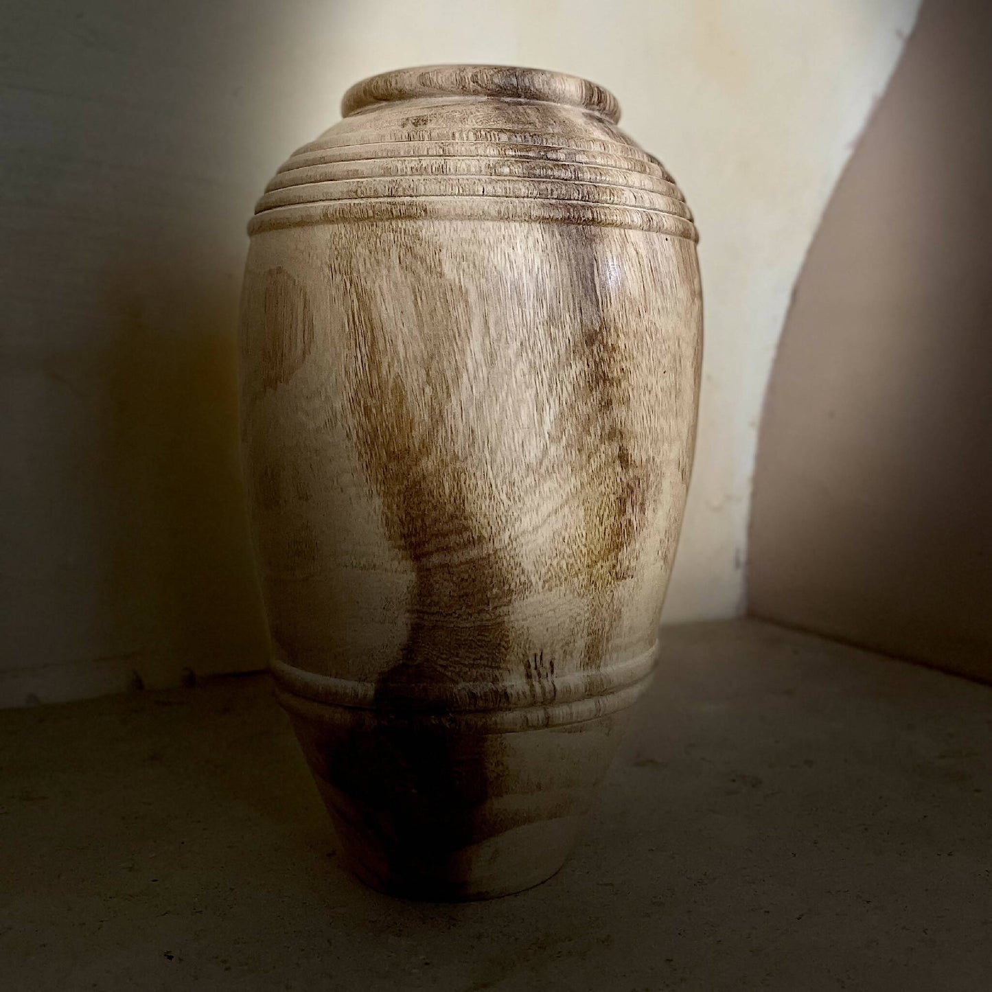 vase artisanal bois sculpte fait main artisanat francais