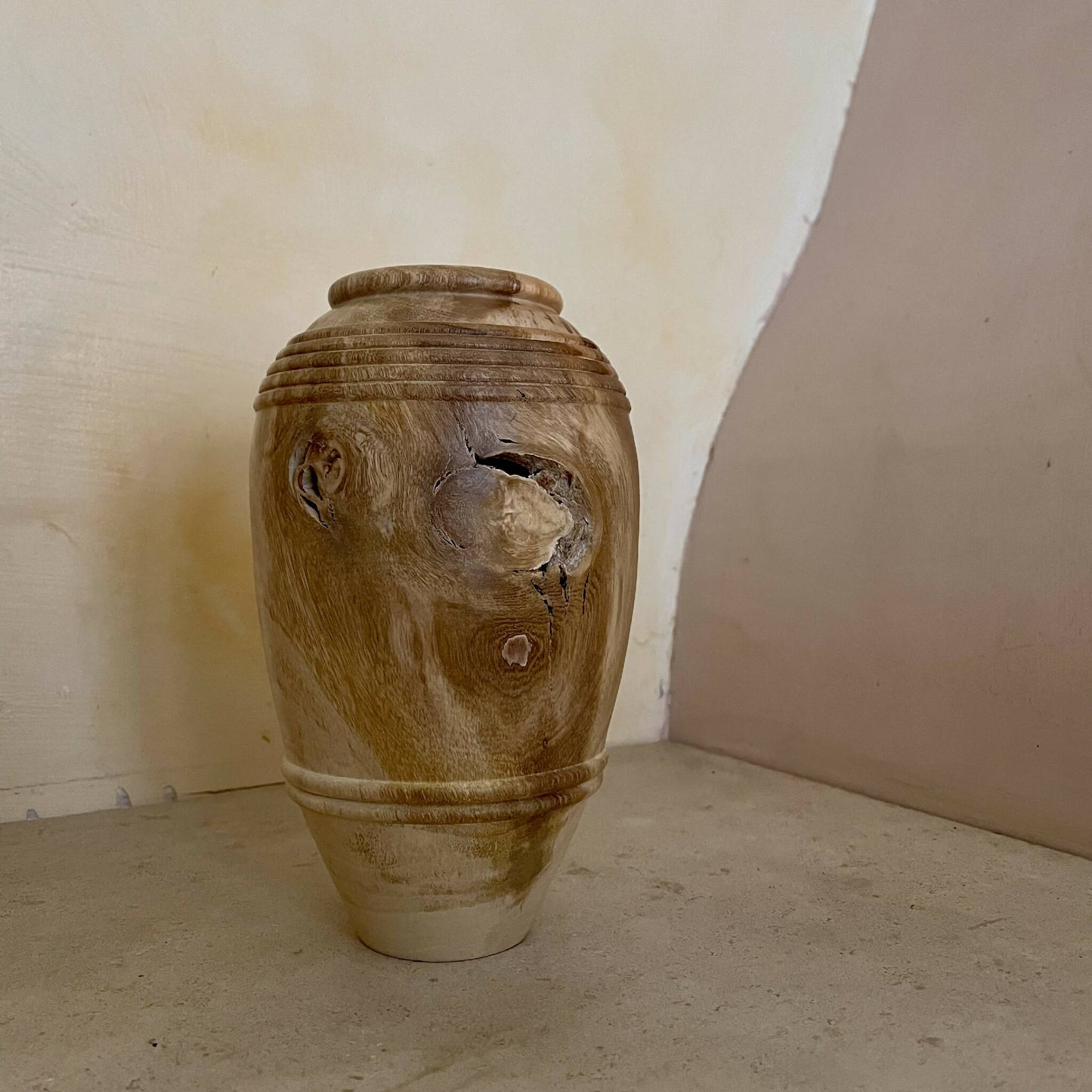 vase artisanal bois sculpte fait main artisanat francais