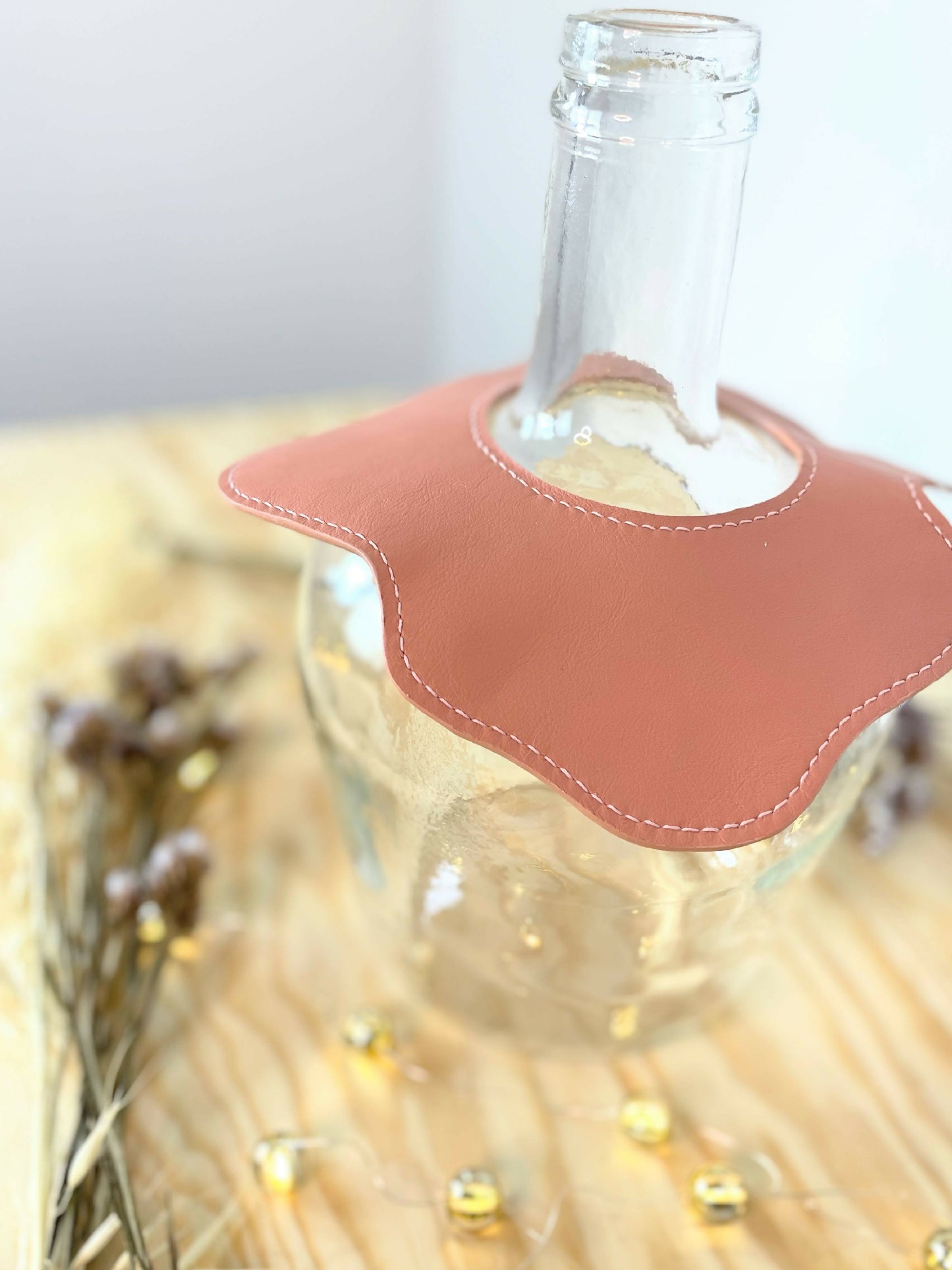 vase en cuir fait-main artisanat français, tannage végétal