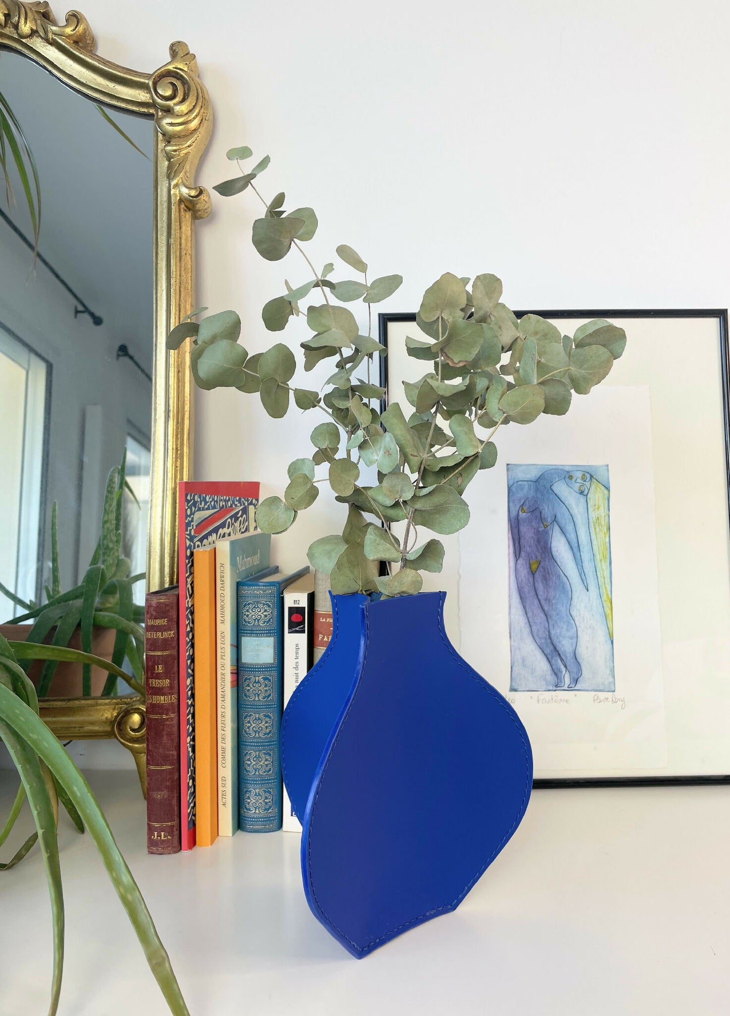 vase en cuir fait-main artisanat français, tannage végétal