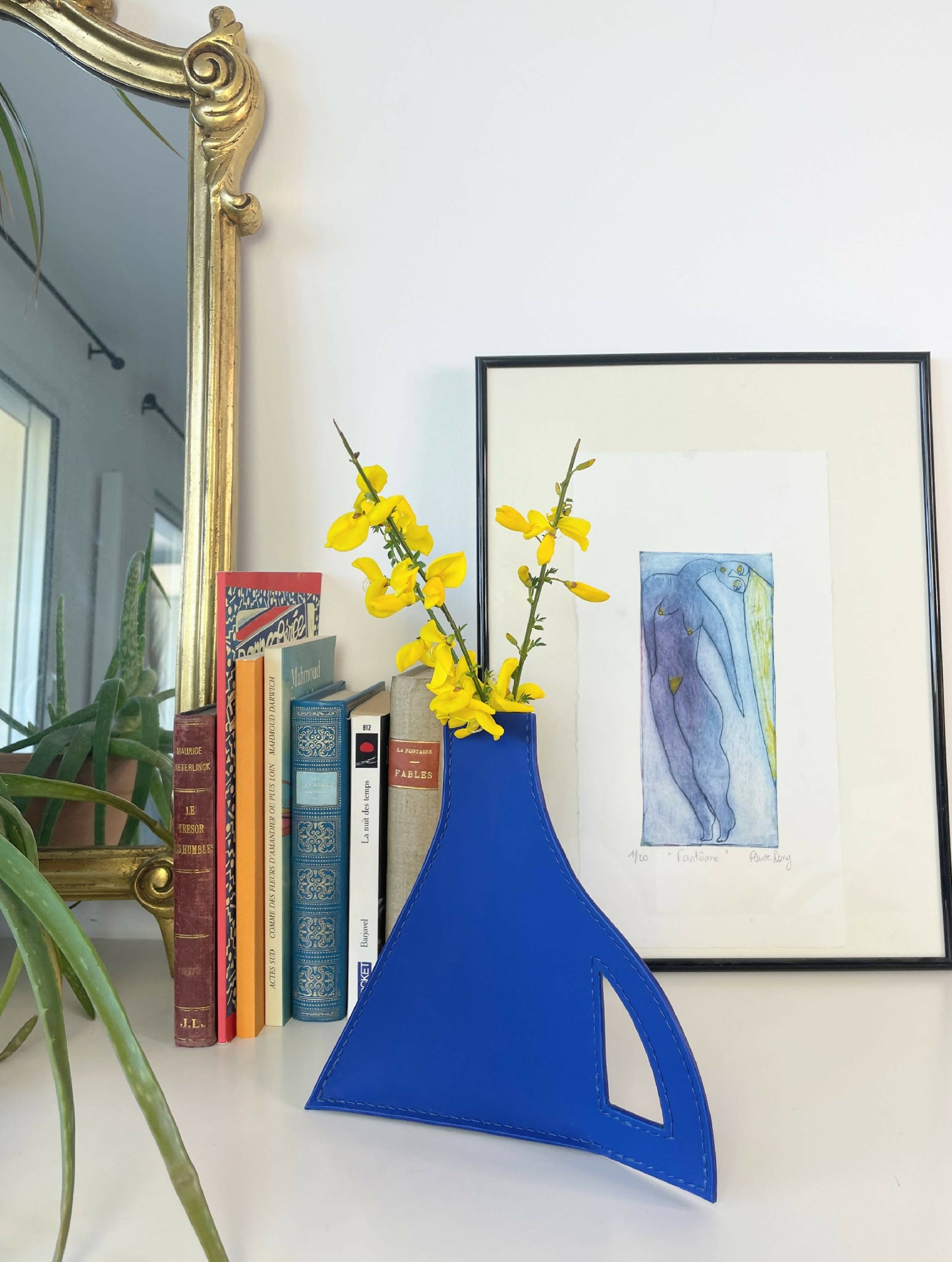 vase en cuir fait-main artisanat français, tannage végétal