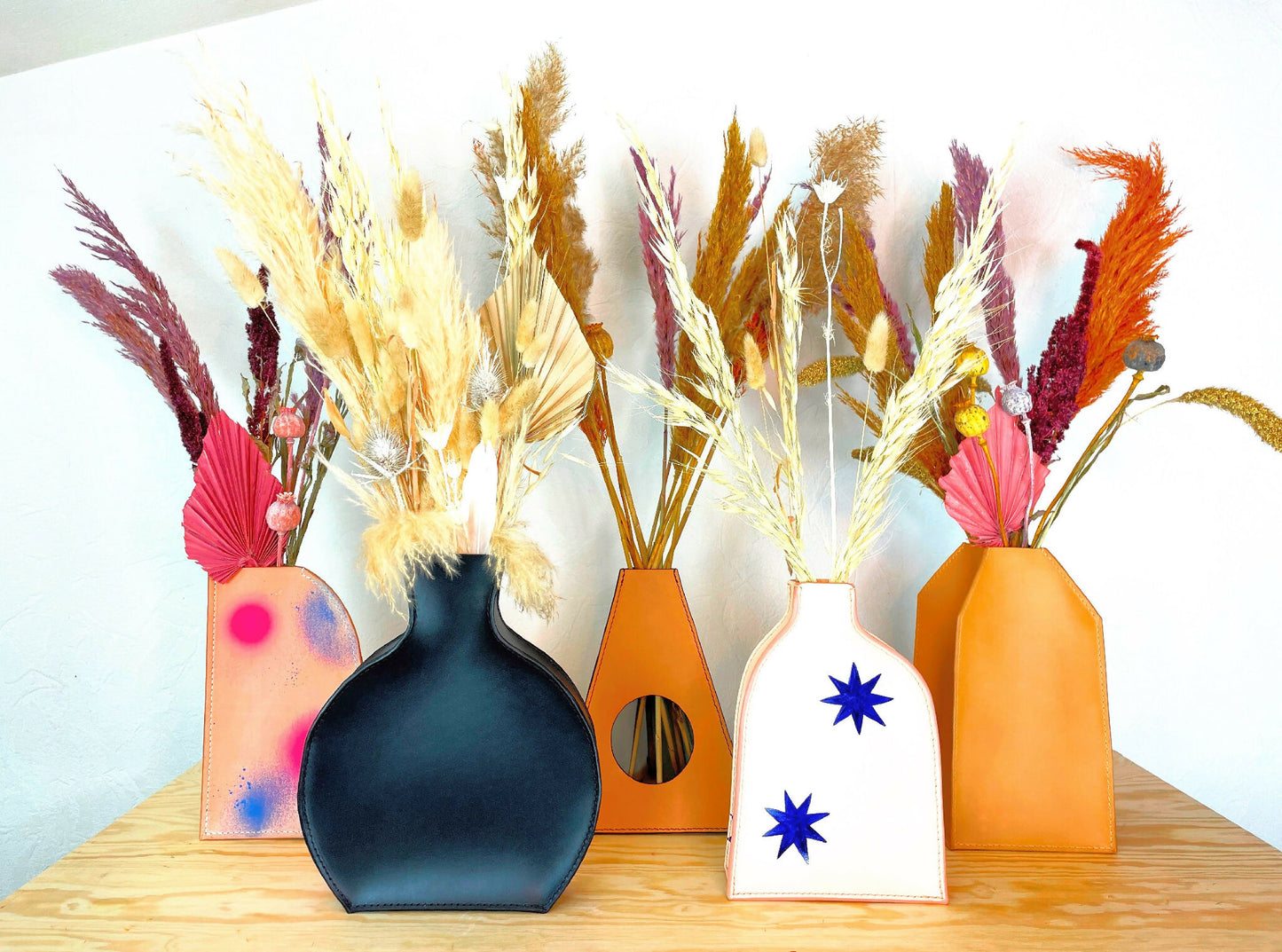 vase en cuir fait-main artisanat français, tannage végétal