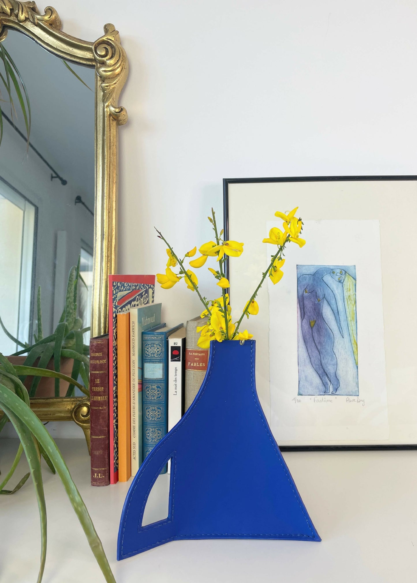 vase en cuir fait-main artisanat français, tannage végétal