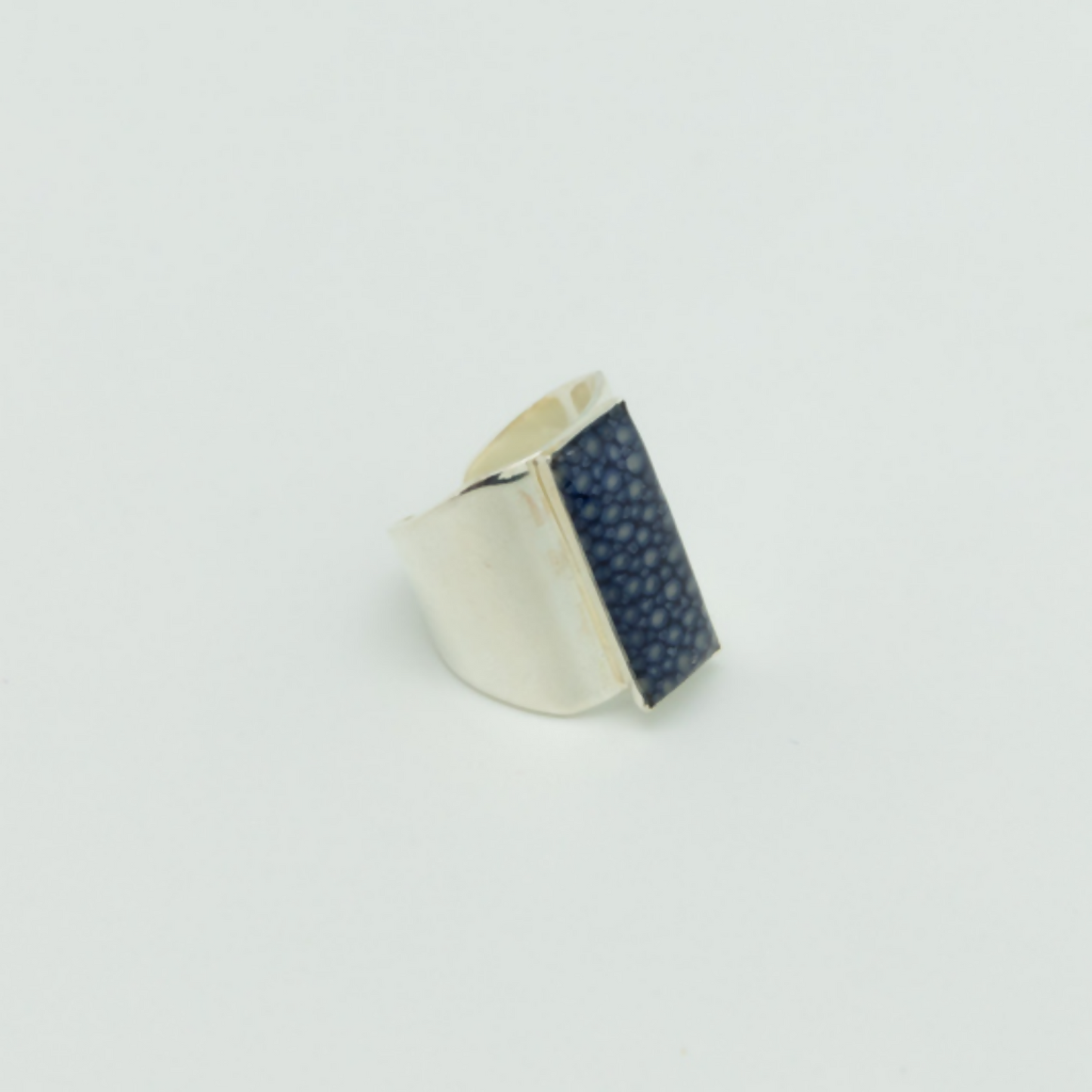 Bague Silver Queen - Cuir de galuchat