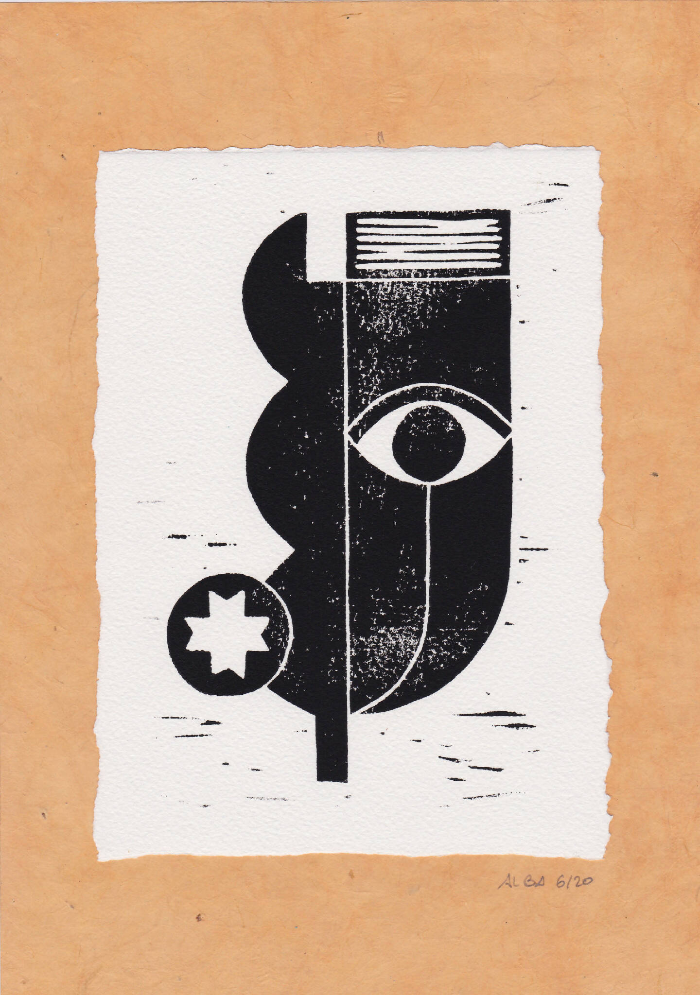 FIGURE GRAVÉE .01