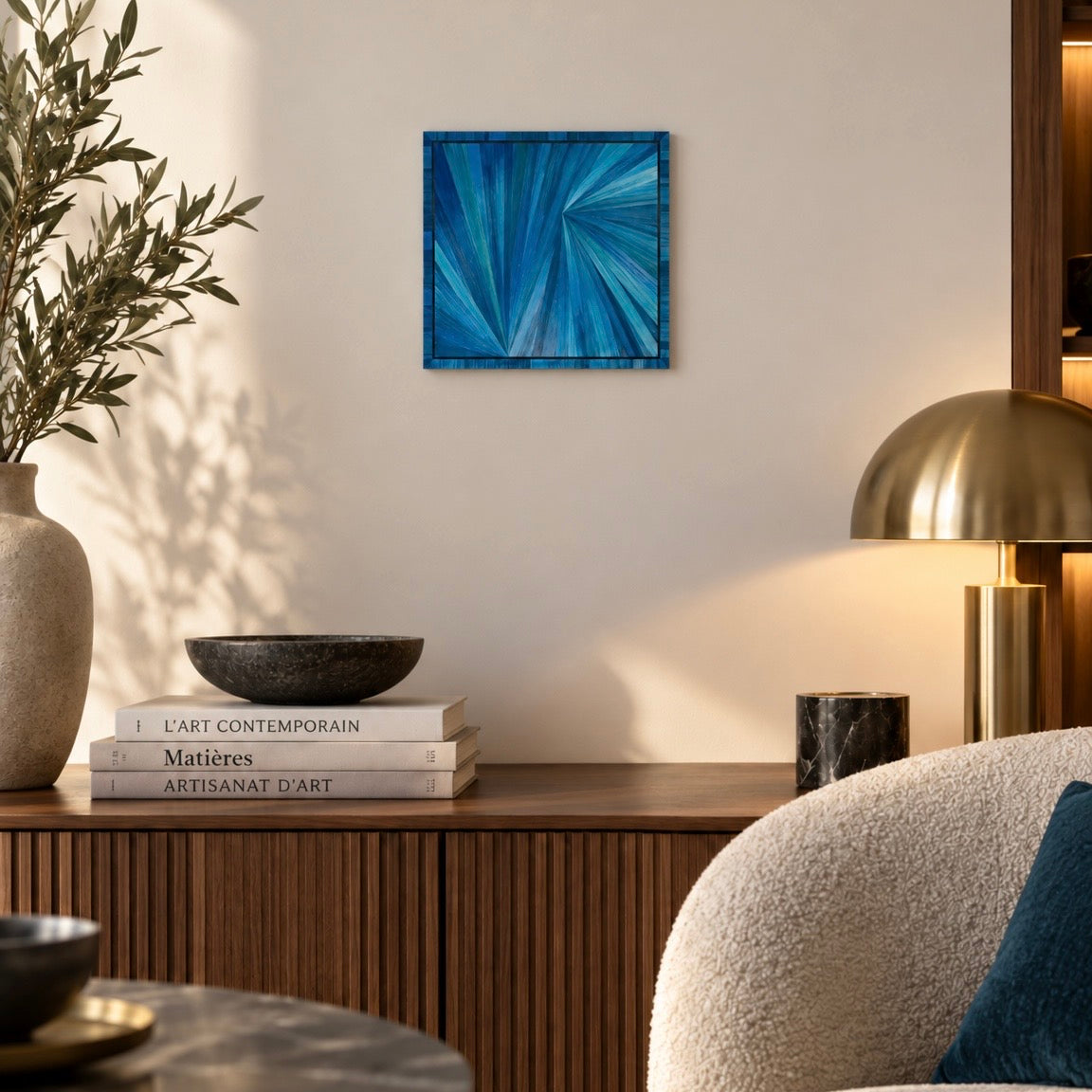 Rayonnement Azur — Tableau en marqueterie de paille 30 × 30 cm