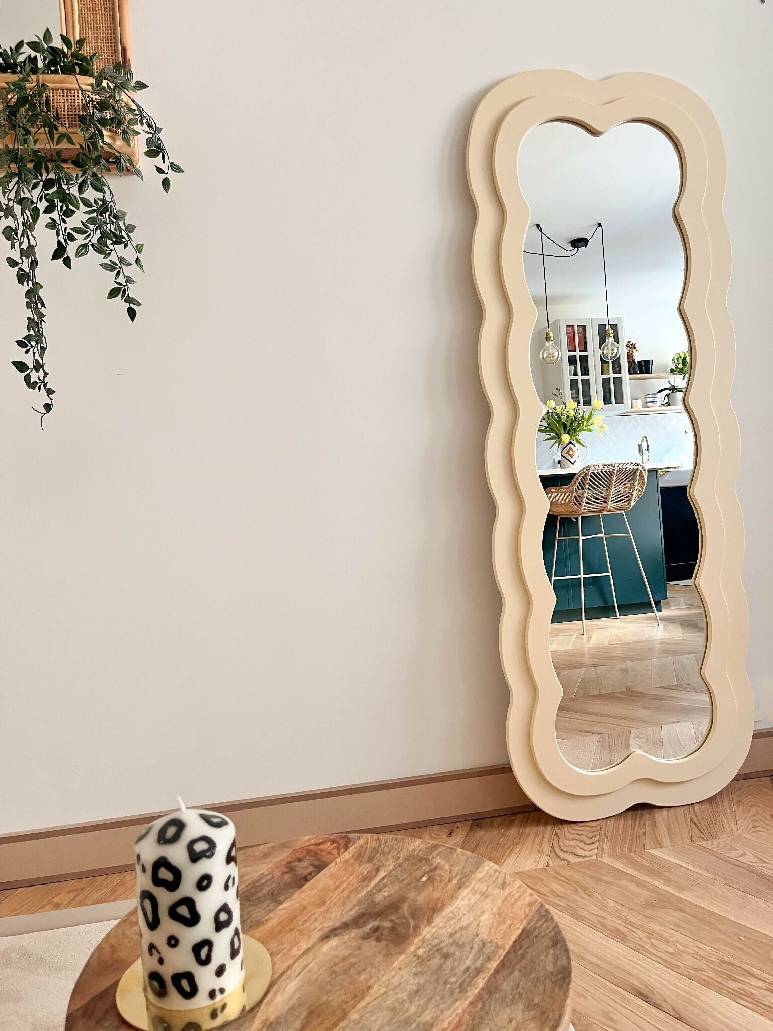 Miroir de designer issu de l'artisanat francais, réalisé par des personnes en situation de handicap