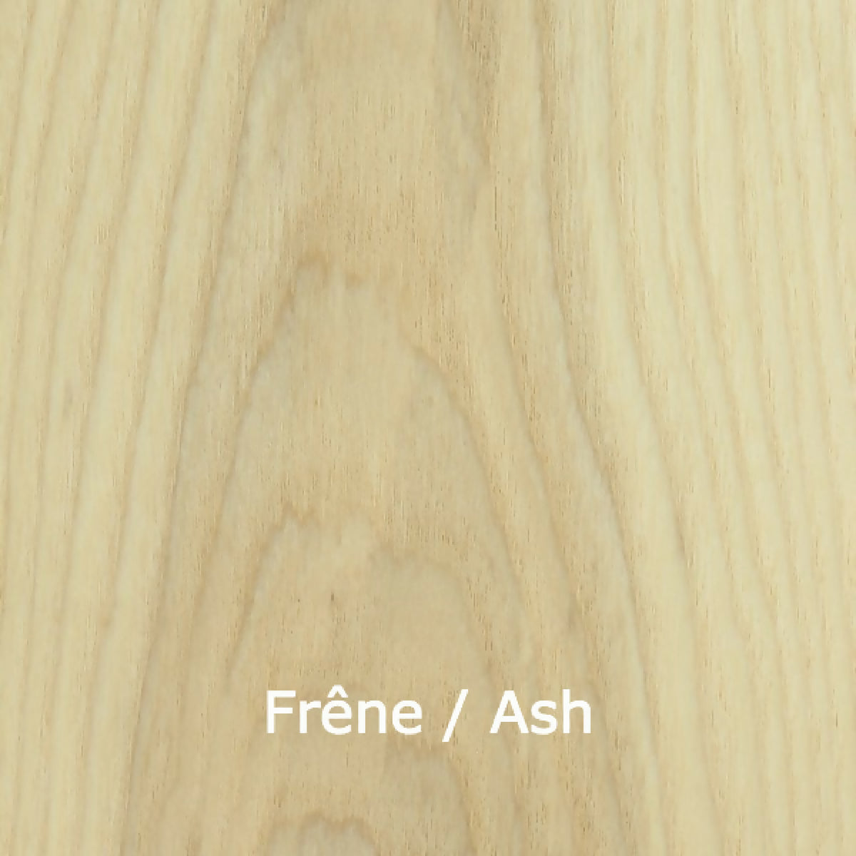 Table d’angle Julio en frêne clair, veinage bois visible
