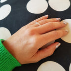 Alliance maä en argent massif 925 recyclé, modèle et rond, inspiration minimaliste, bijou écologique fait main en France, mariage éthique