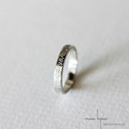 Alliance maä en argent massif 925 recyclé, modèle et rond, inspiration minimaliste, bijou écologique fait main en France, mariage éthique