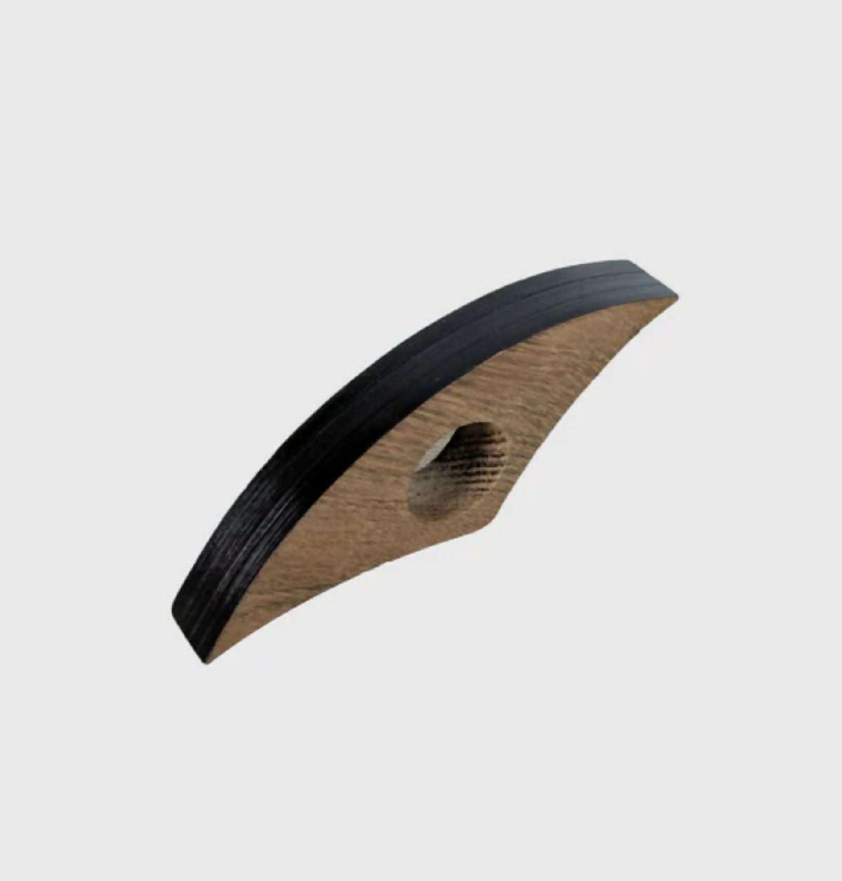 Accessoire de lecture en marqueterie, bande noire et insert brun avec ouverture ovale.