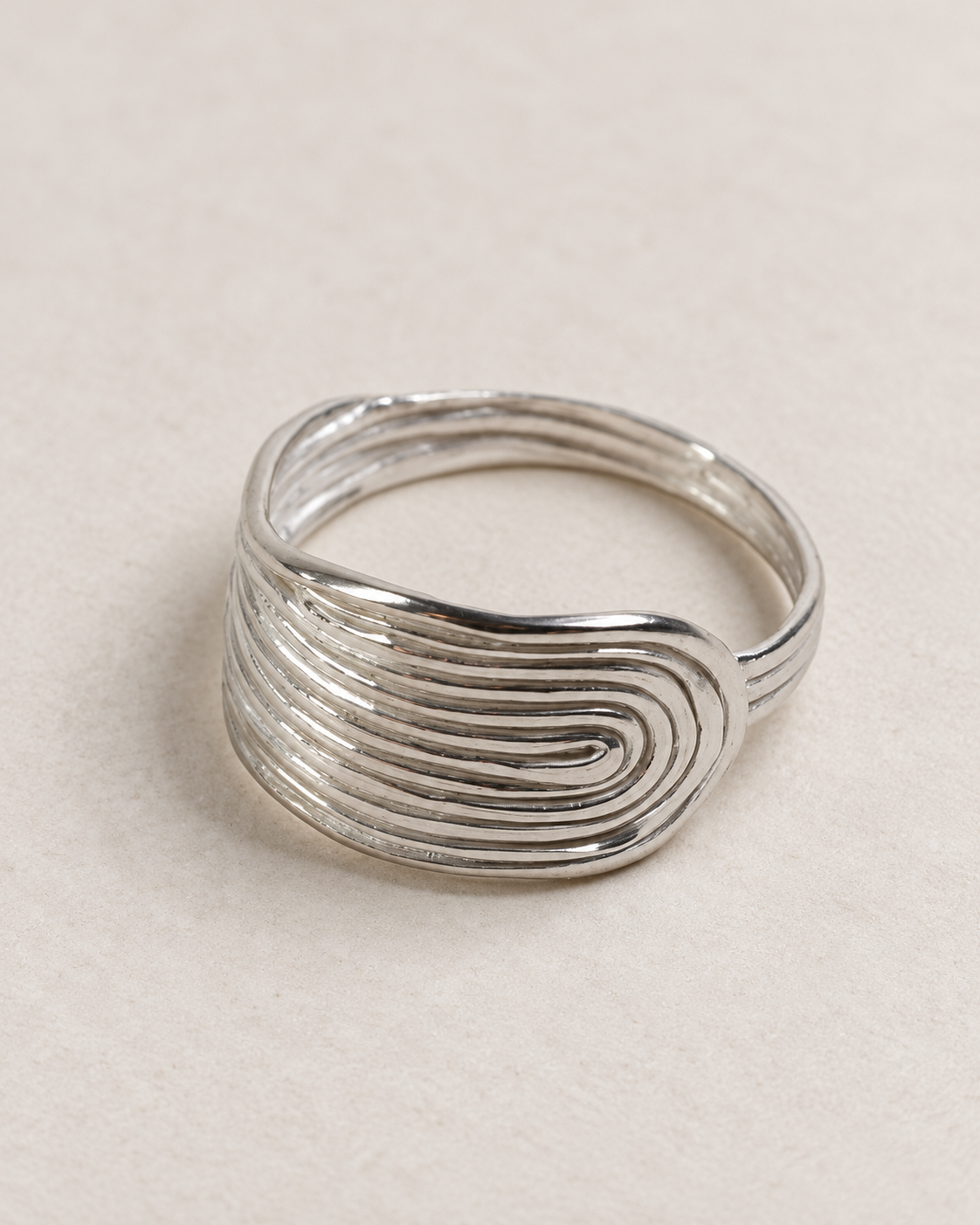 Bague empreinte en fil d'argent massif 925 recyclé