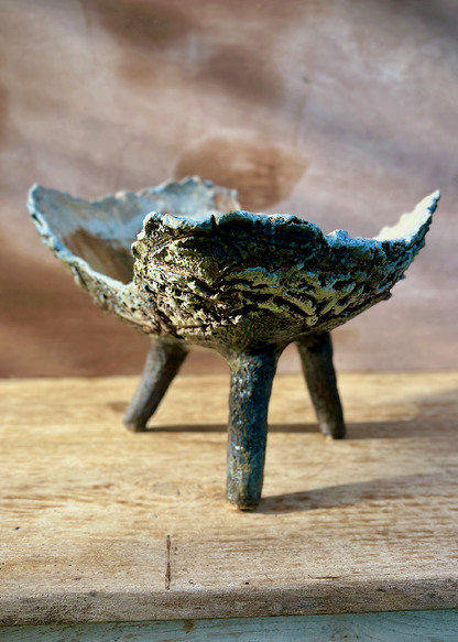 Coupe ou jardinière tripode kusamono SEMERU