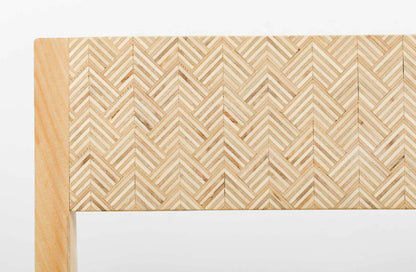 Chaise-en-bois-massif-artisanat-francais-1