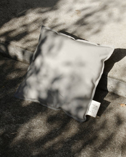 Coussin-artisanal-fait-main-en-france-inconscient