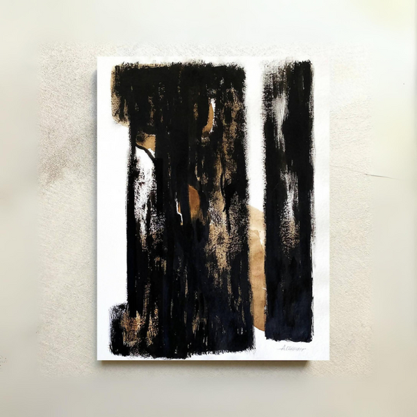 Impression d’art abstraite rectangulaire, tracés et couches de peinture noirs, touches beige.