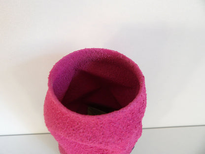 Sculpture ALU-47 avec ouverture circulaire, haut rose fuchsia, intérieur sombre
