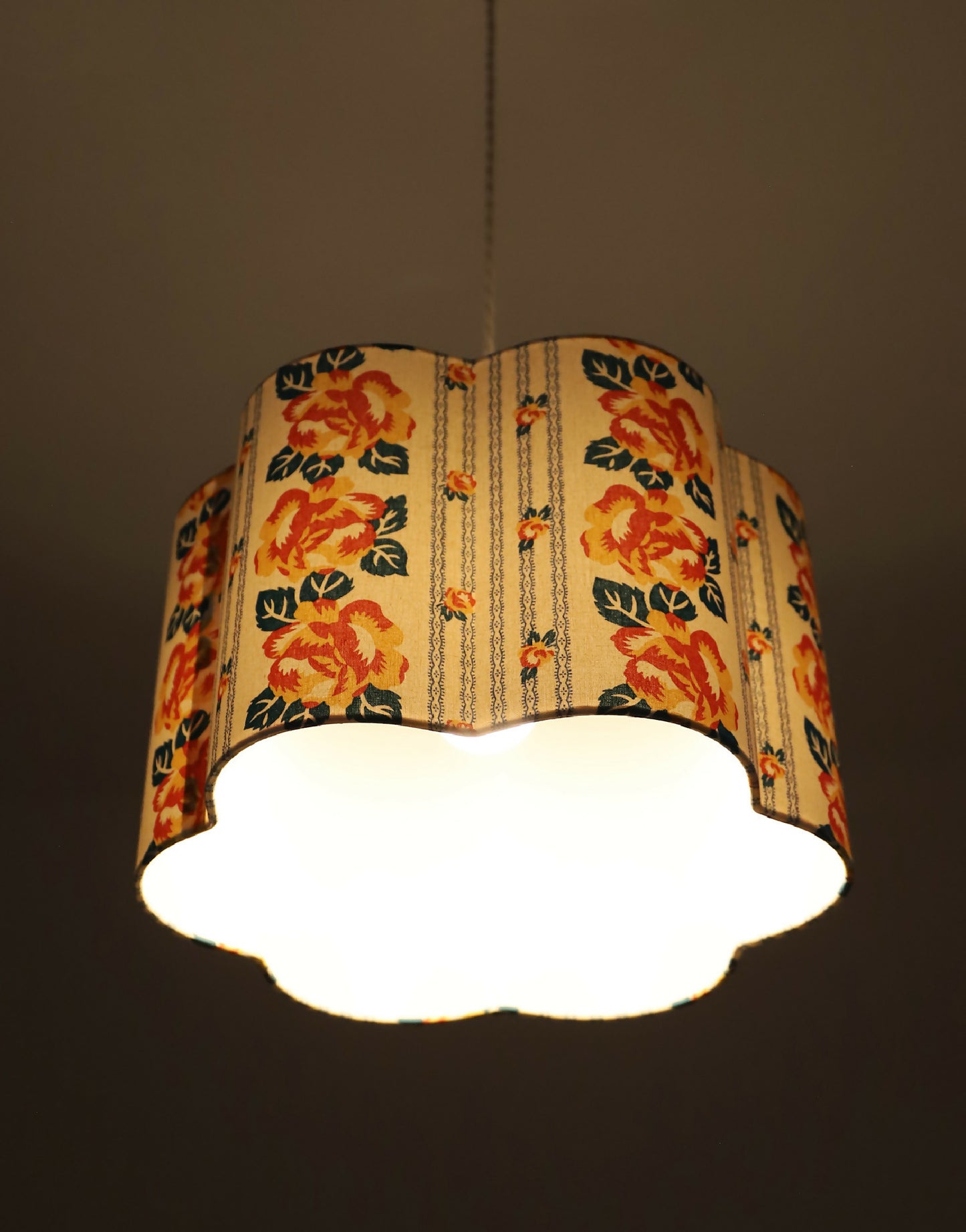Suspension forme fleur Flora "vanavez flowers"