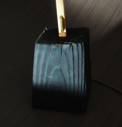 Luminaire Volute artisanal en bois sculpte fait main artisanat francais