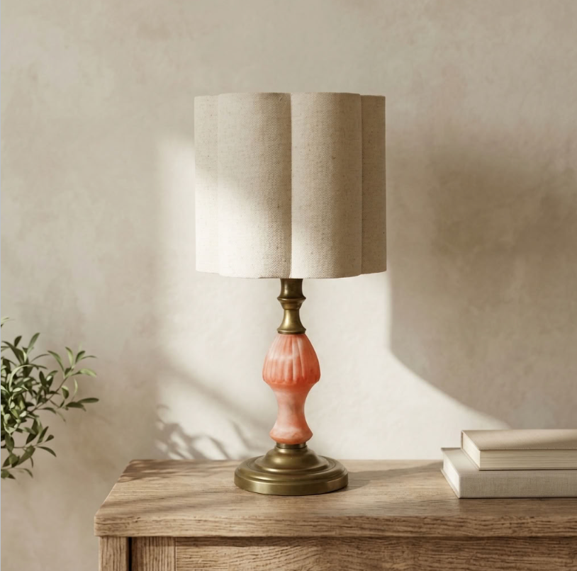 Abat-jour cylindrique en tissu beige et crème, panneaux verticaux, finition unie