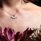 Petit collier floral, en argent massif 925 recyclé