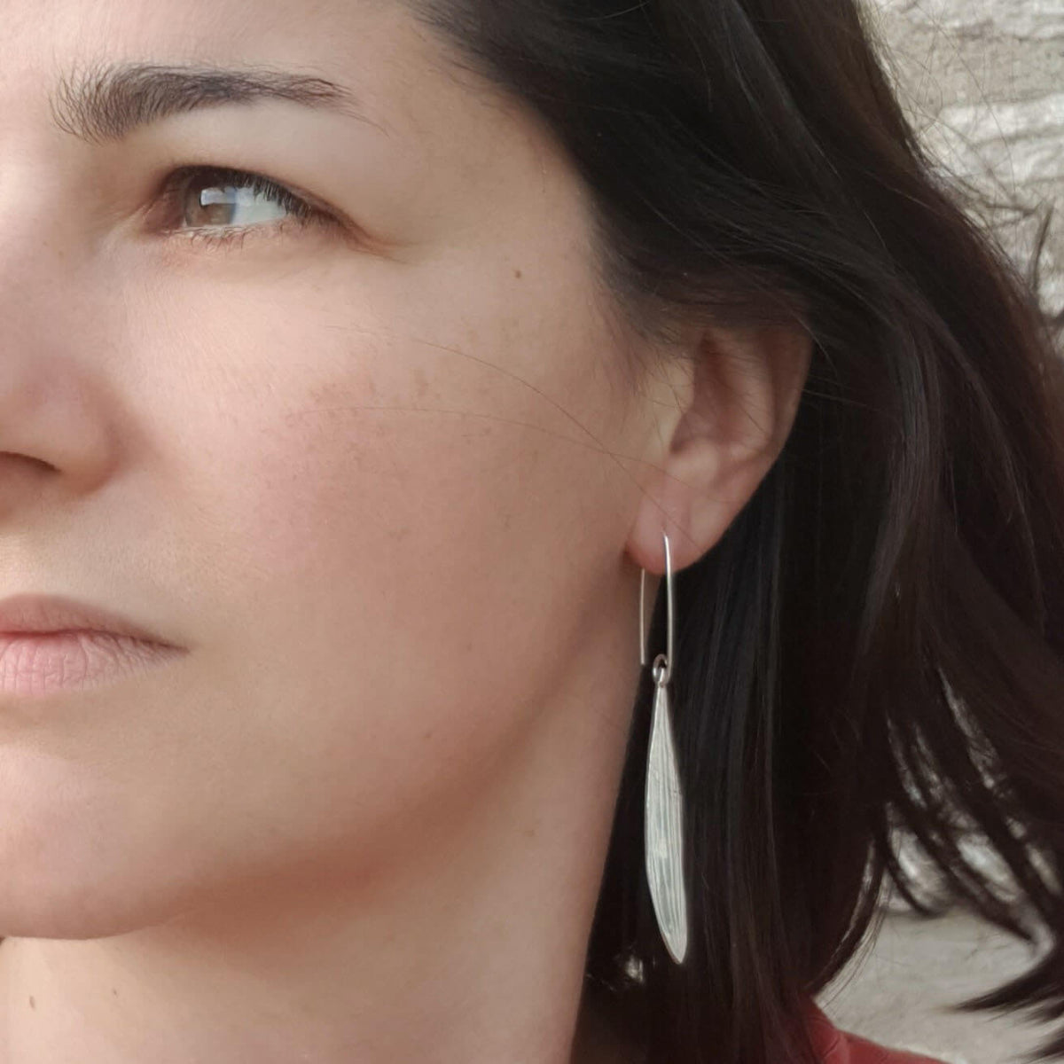 Boucles d'oreilles pendantes feuille d'olivier en argent massif recyclé