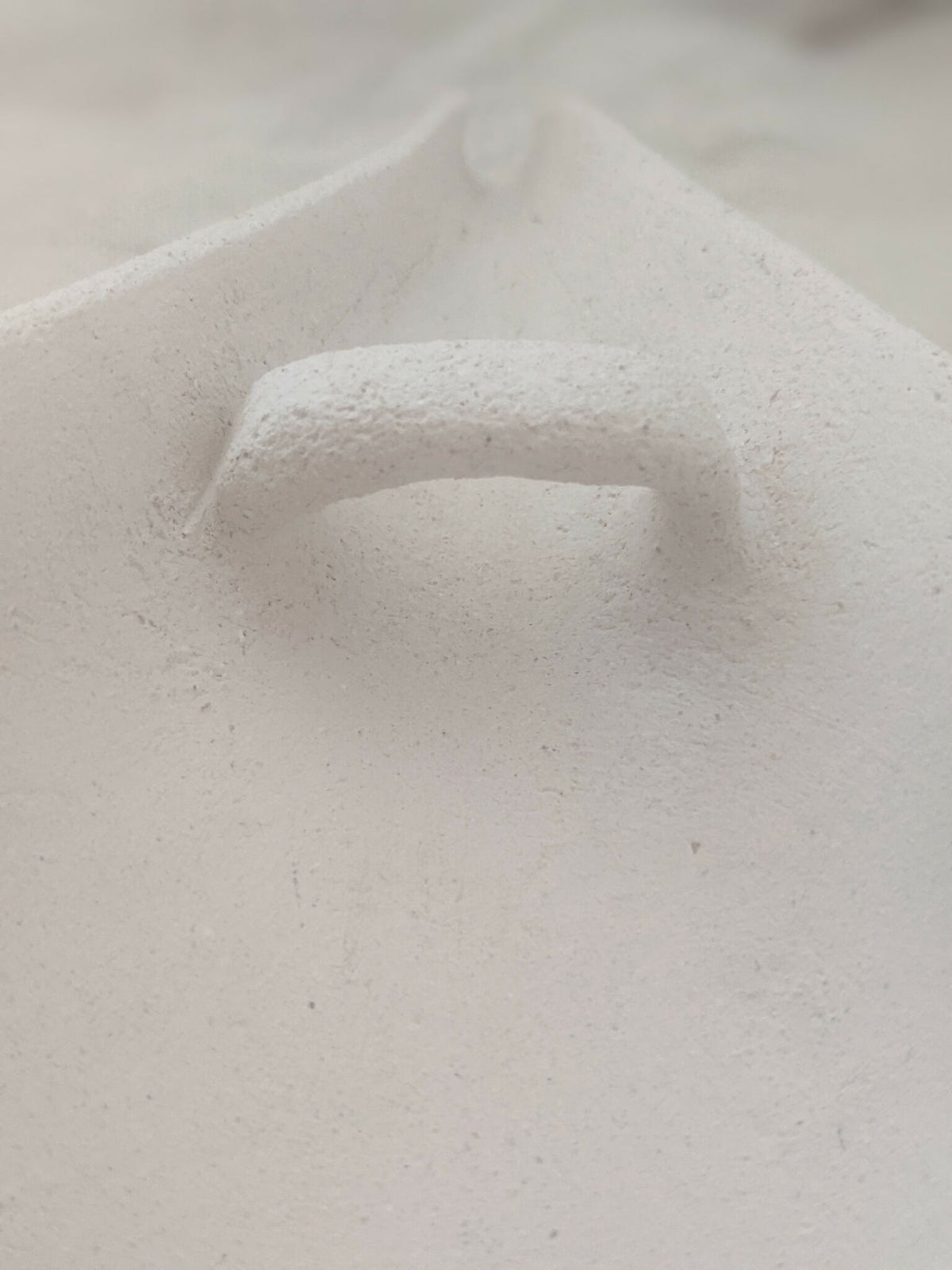 Applique murale en céramique blanche en forme de goutte, relief et creux