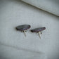 Boucles d’oreilles puces “Lina” en argile sauvage et argent 925