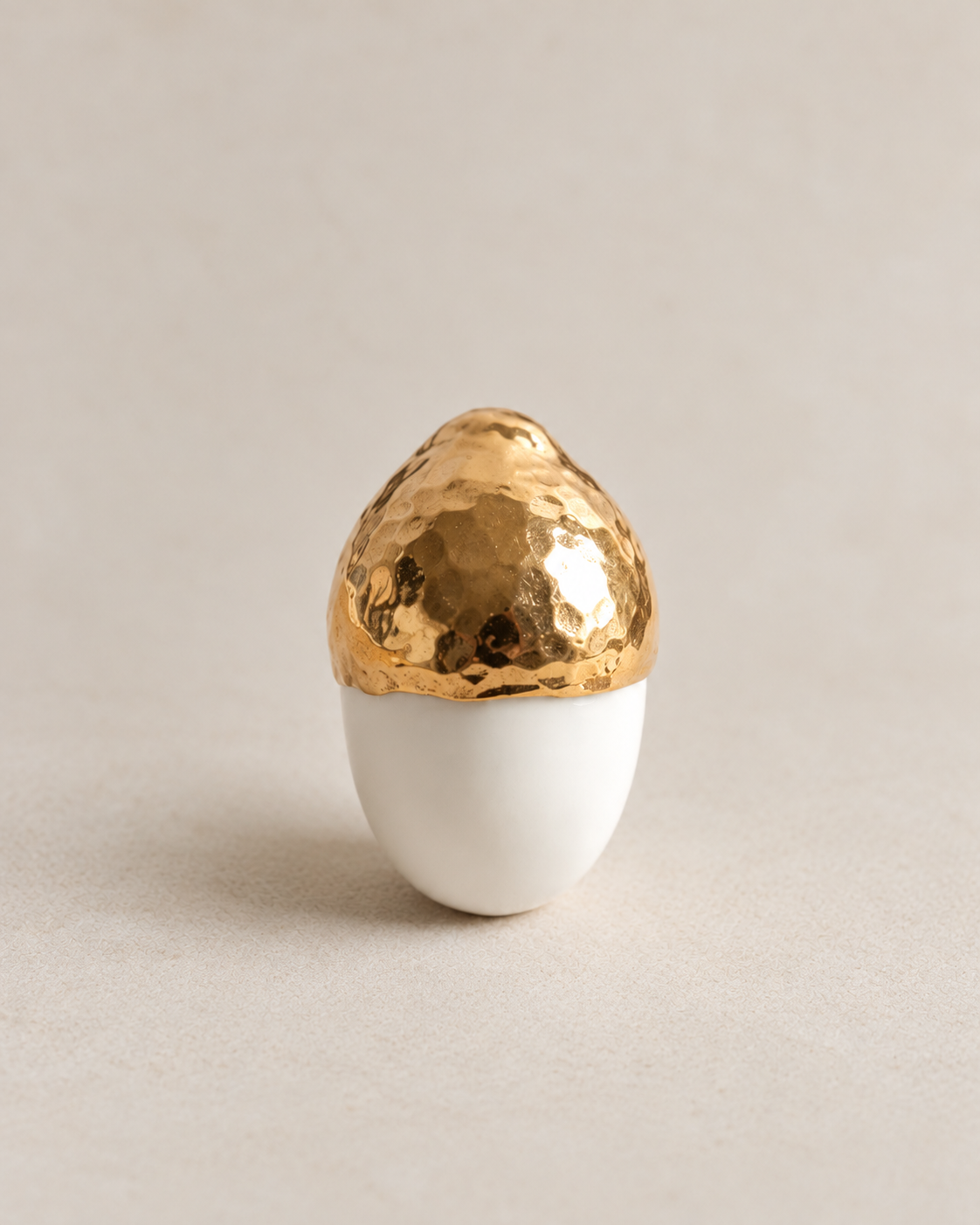 Gland d'or et de porcelaine broche pin’s minimaliste naturelle