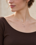 Collier cercles minimalistes en fils d'argent massif martelées