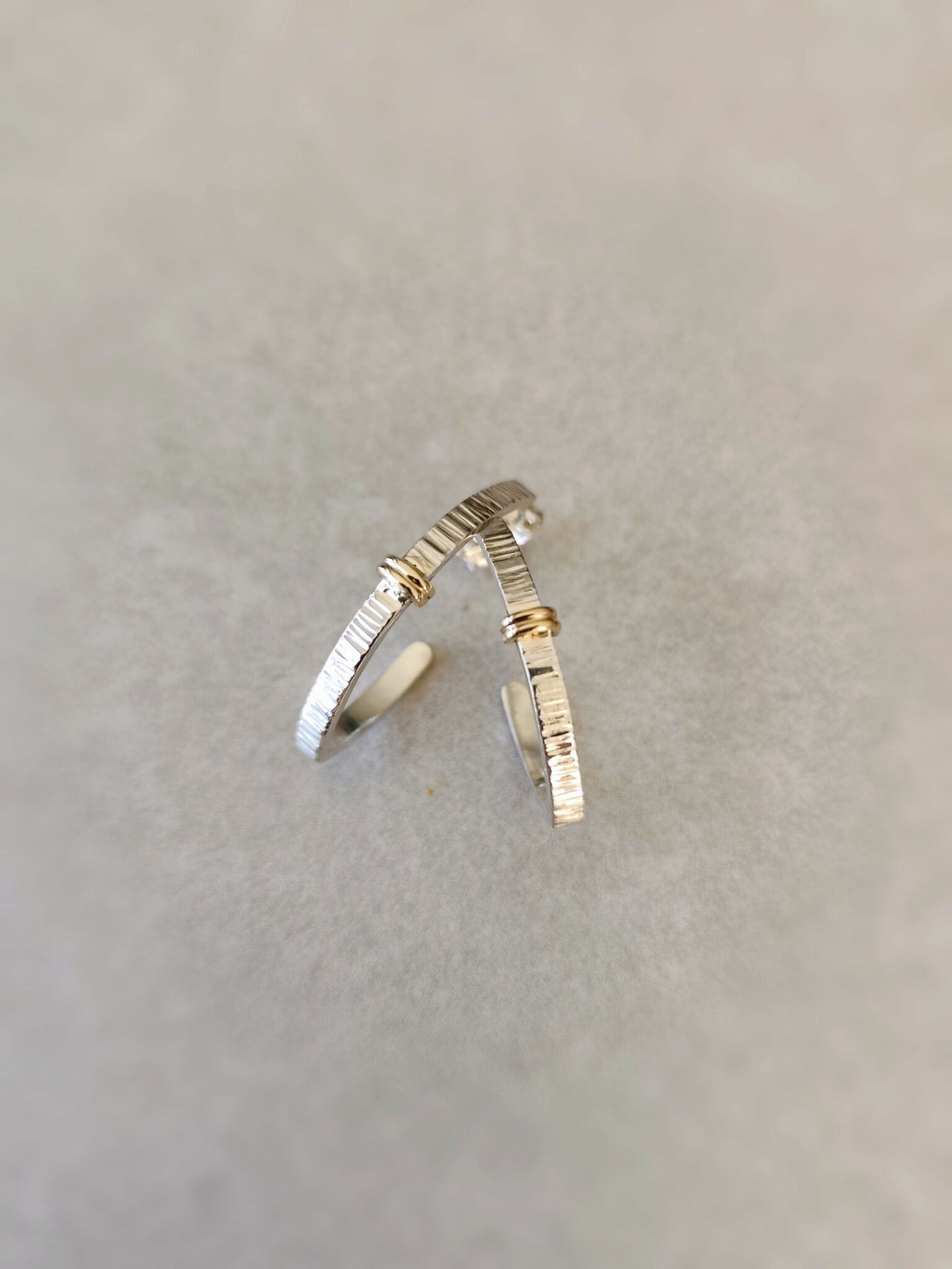 Boucles d'oreilles Courbe Précieuse