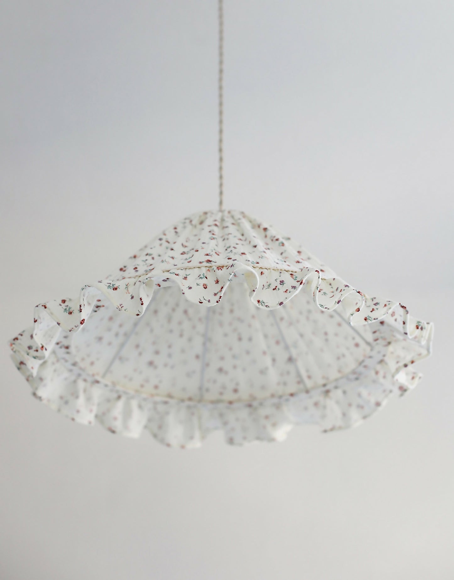 Suspension conique avec volant Emilia "tiny flowers"