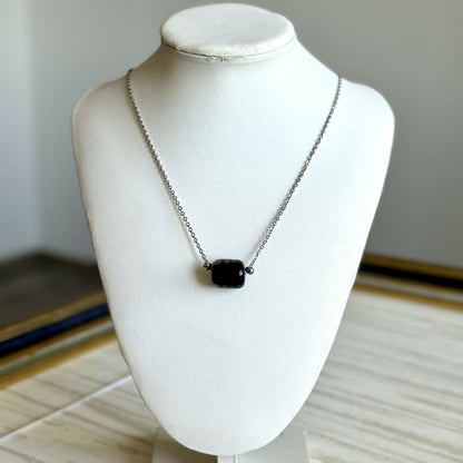 Collier - Chrysalide Noire - Perle en verre de Murano