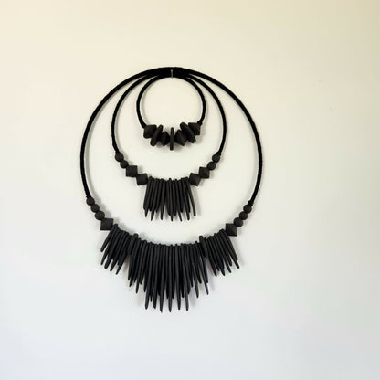 Sculpture-ceramique-decoration-murale-artisanat-francais