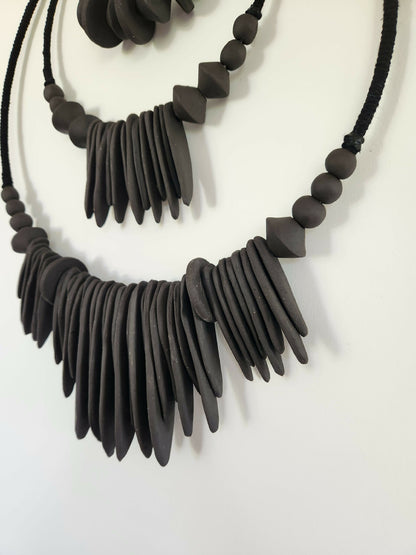 Sculpture-ceramique-decoration-murale-artisanat-francais-