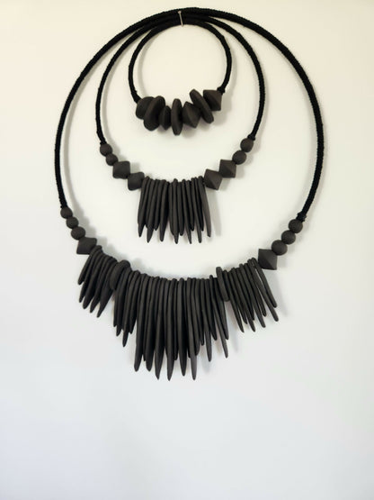 Sculpture-ceramique-decoration-murale-artisanat-francais-