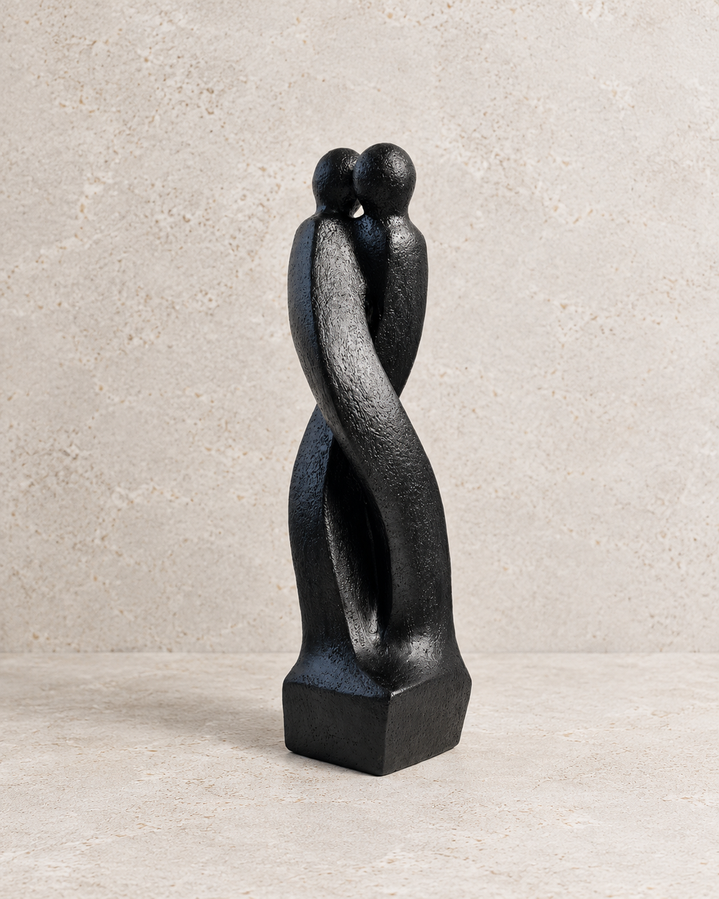 Sculpture contemporaine en argile Dance with me