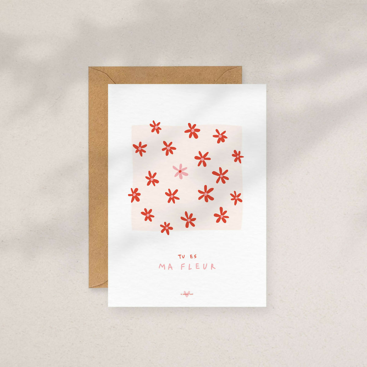 Carte de vœux blanche, motifs fleurs rouges et texte « Tu es ma fleur »