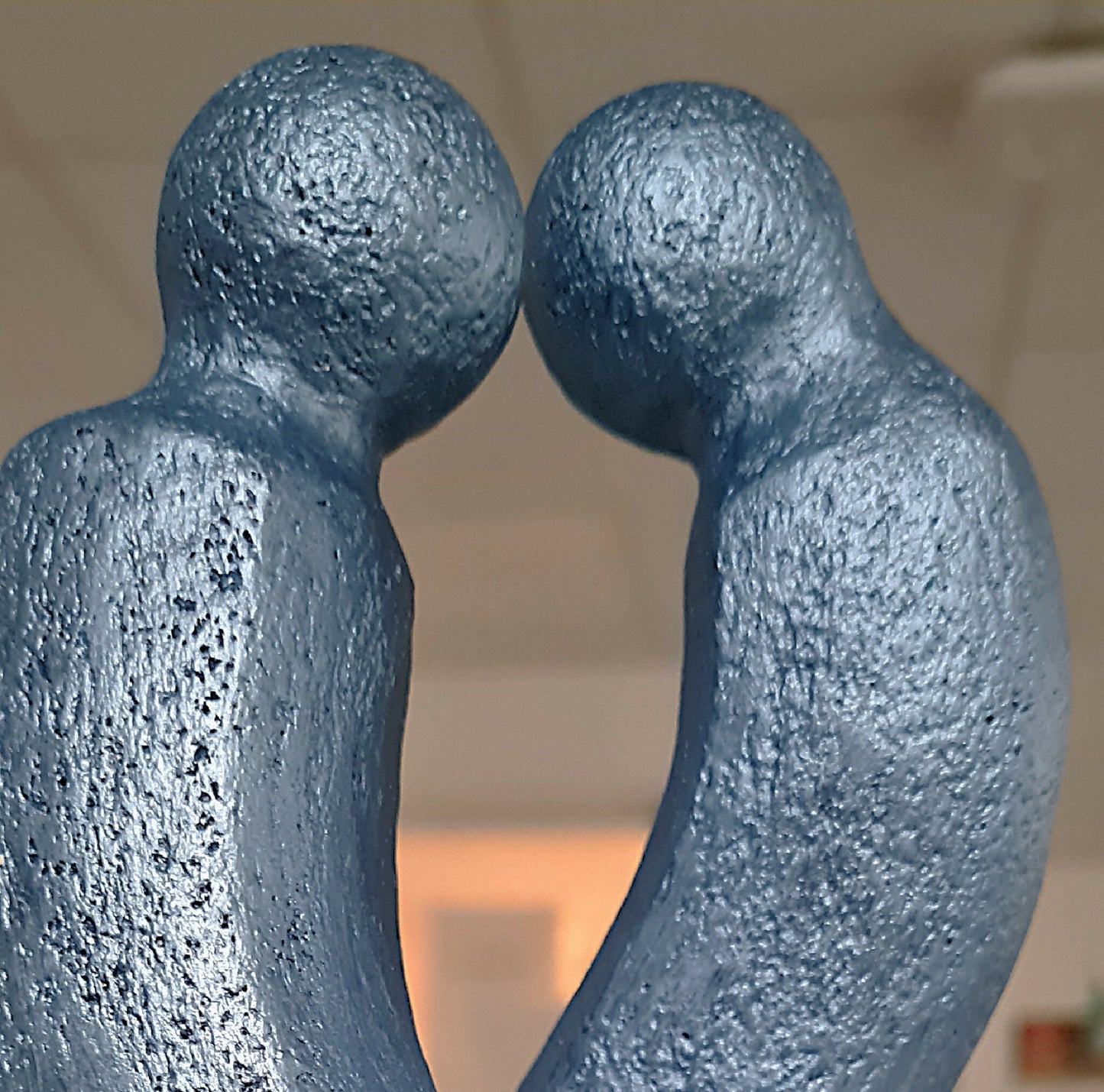 Sculpture contemporaine couple Blue emotion