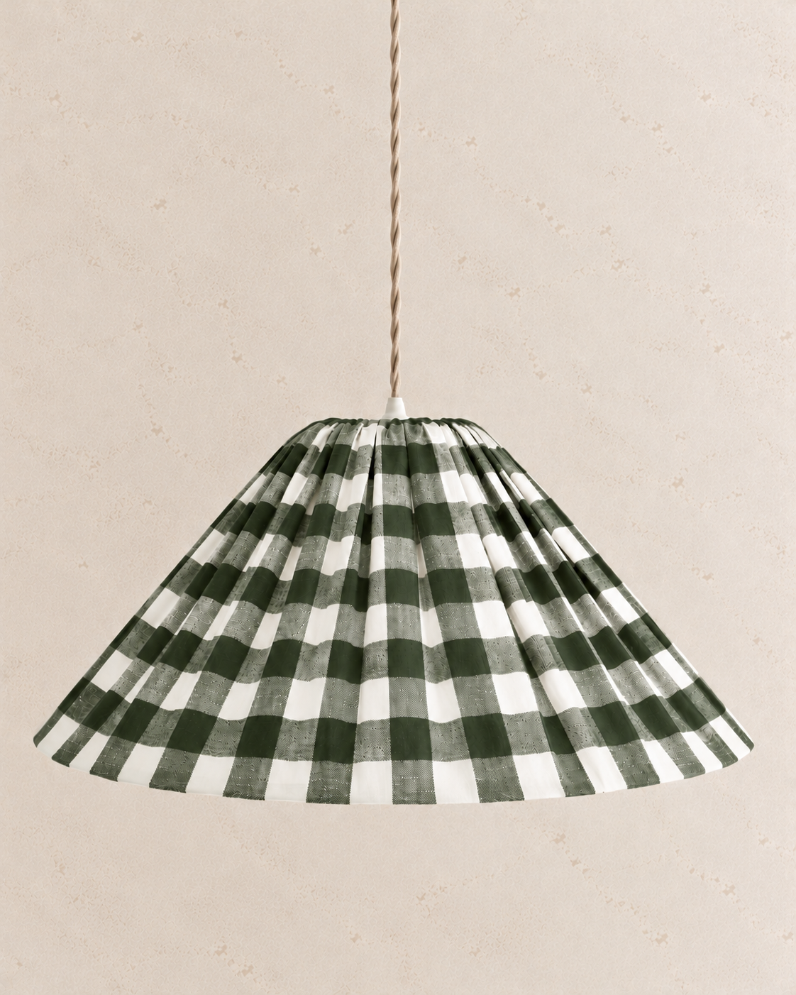 Suspension conique Malala vert kaki : abat-jour maxi vichy pour un intérieur chaleureux