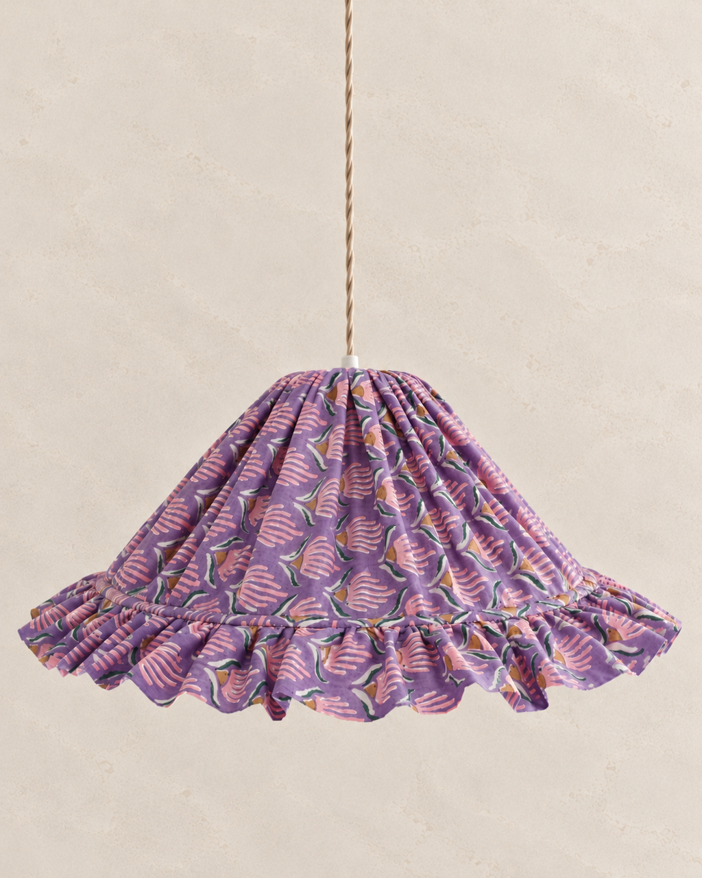 Suspension conique Emilia « Purple Shell Flowers », luminaire artisanal