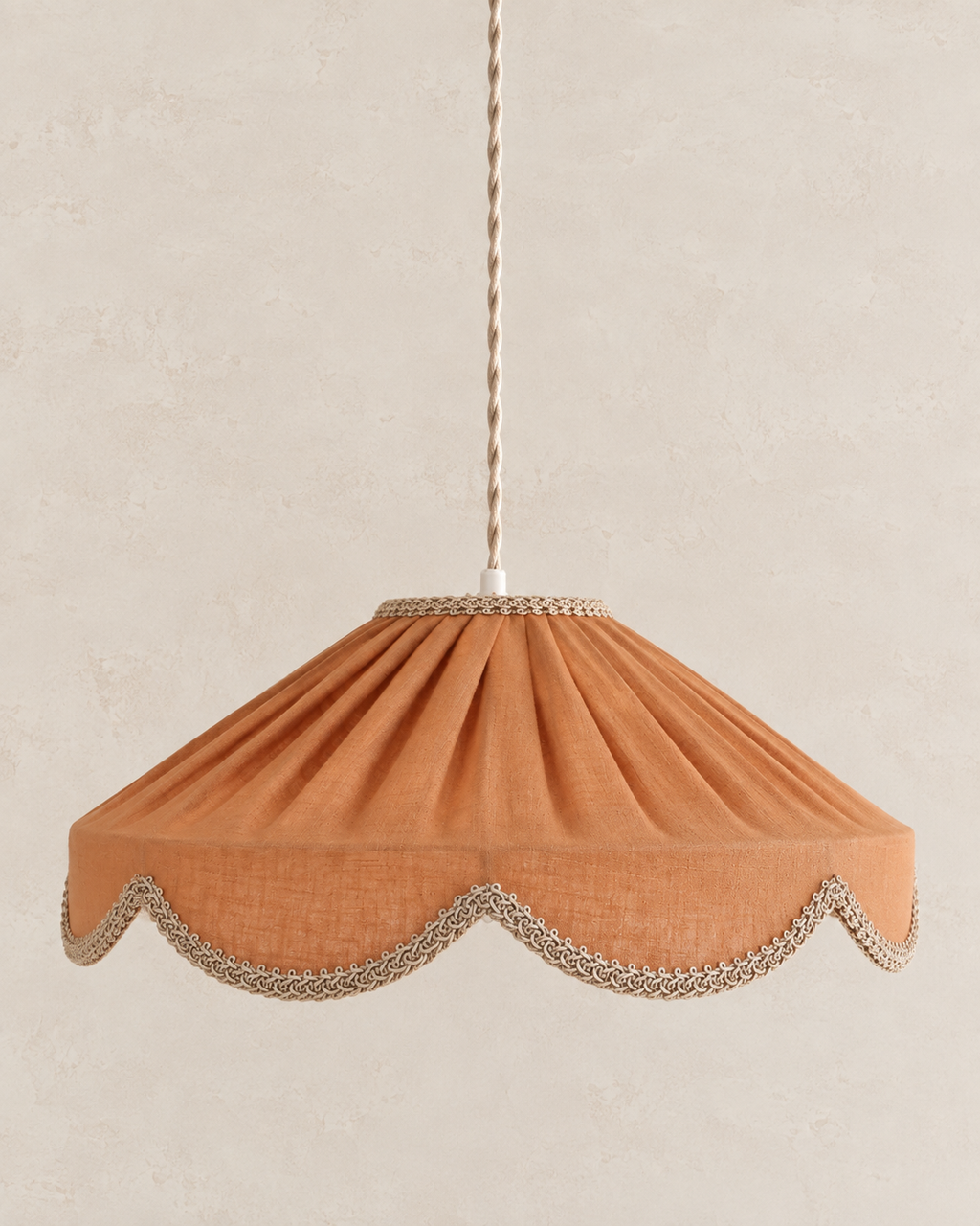 Suspension forme florale unie Cosette "caramel "